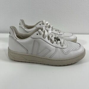 Veja Womens V-10 Lace-Up Sneakers White Leather Size EUR 39 US 8 Lace-Up Shoes